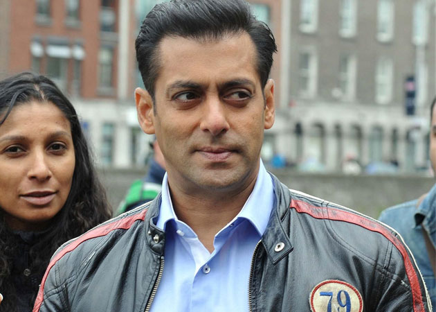 Salman Khan promises 'cleaner' Bigg Boss